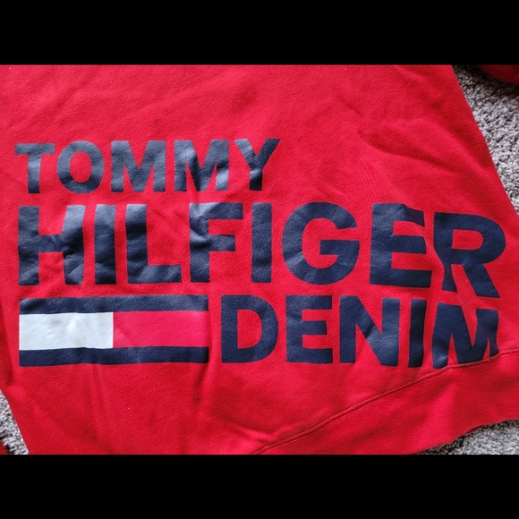 Tommy Hilfiger Denim Men's Large Red Crewneck Sweatshirt Y2K - Picture 2 of 6